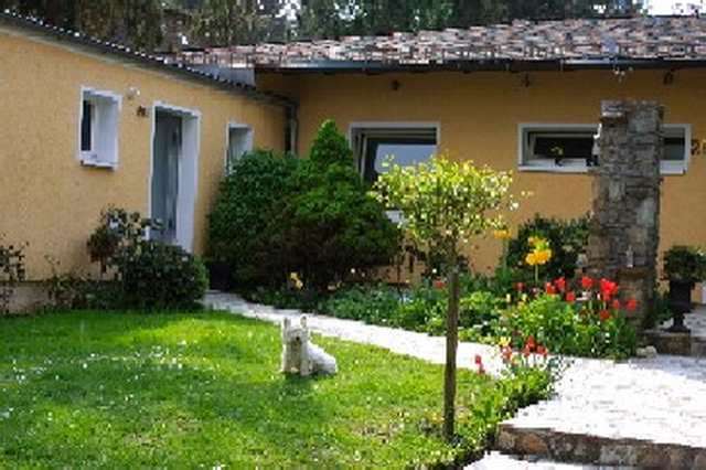 Ferienwohnung-Usingen-Taunus 35 km nach Frankfurt am Main